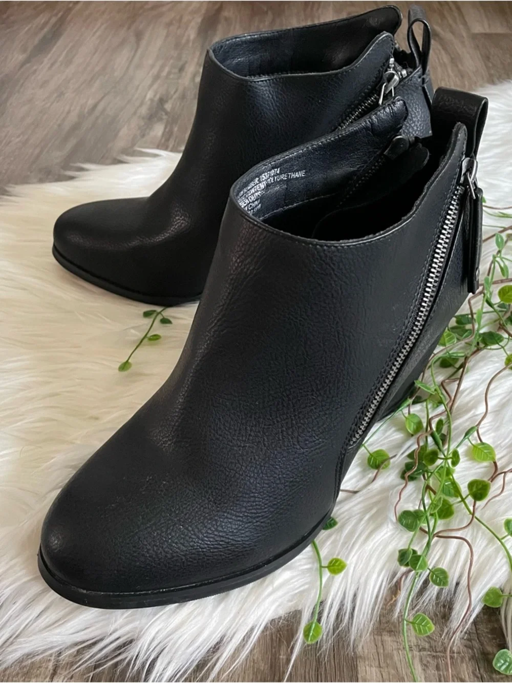 Torrid Side Zip Heel Bootie Ankle Boot Size 10.5 WW